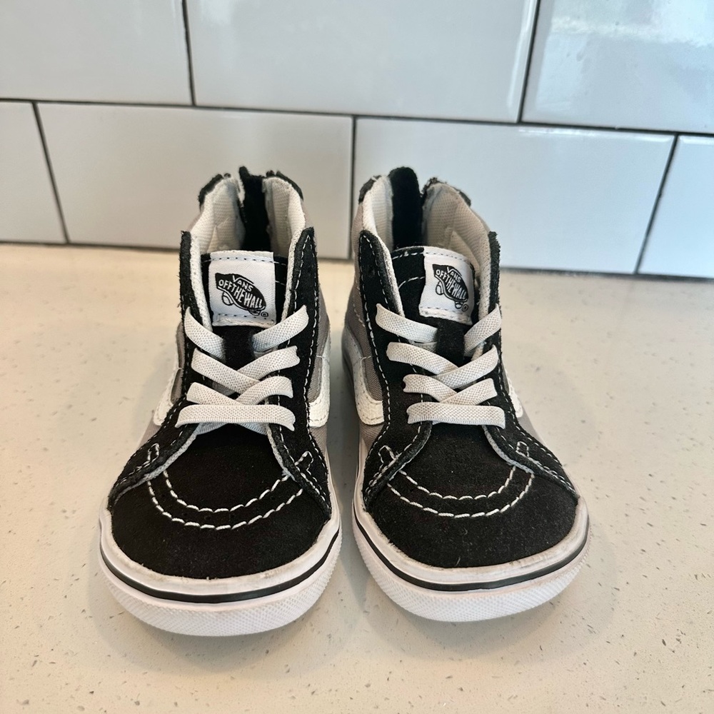 Vans ComfyCush Sk8-Hi top sneaker size 6